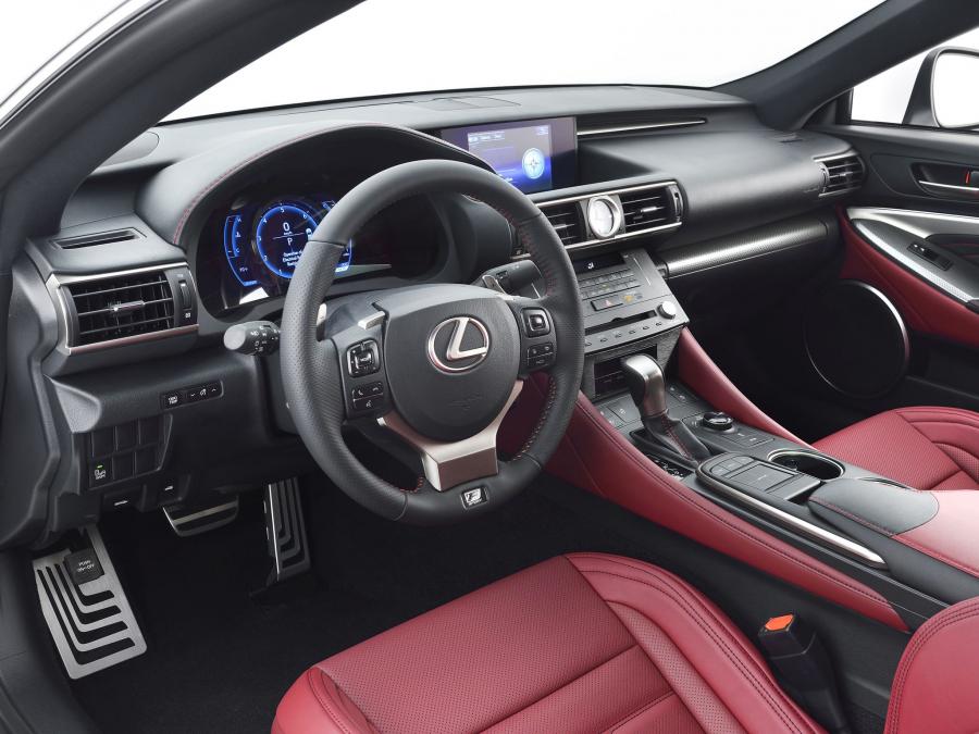  Lexus RC350 F-Sport 2014 года  (фото 18 из 32)